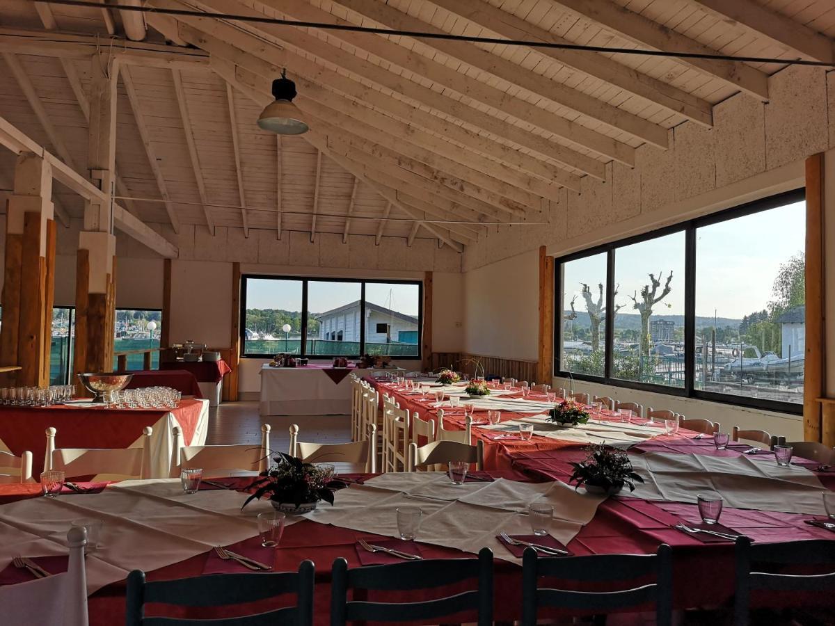 Lido Di Sesto Hotel Sesto Calende Exterior photo